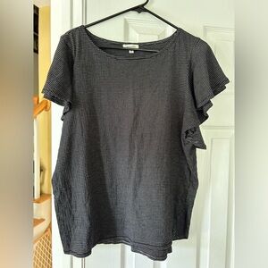 Women’s XL Striped Fluttery Sleeved Blouse